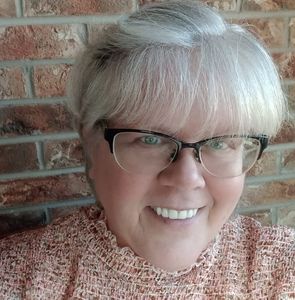 Meet your Posher, Deb